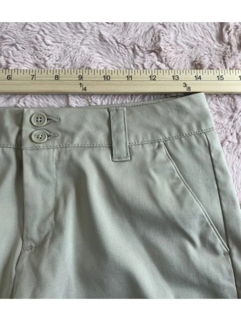 BCG Academy Sports Golf Shorts Women’s Size 2 Lightweight Khaki EUC